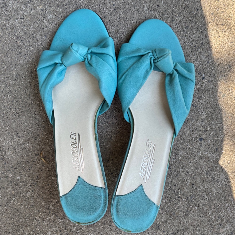 AEROSOLES Women's Blue Knot Sandals